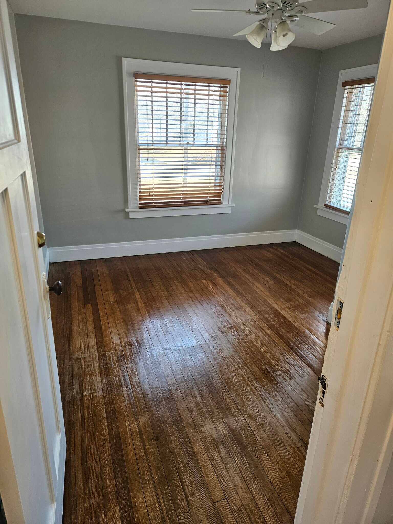 Building Photo - 2234 S Main St