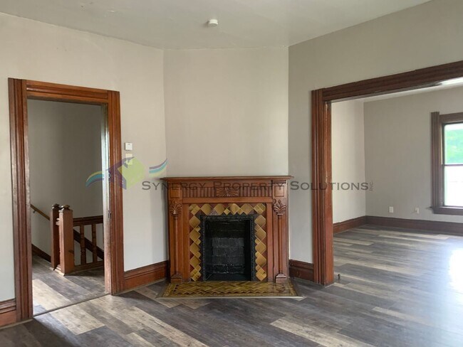 Primary Photo - Sturges Ave. 143 - 145