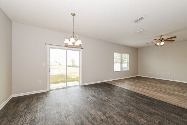 Building Photo - 11598 Walleye Dr