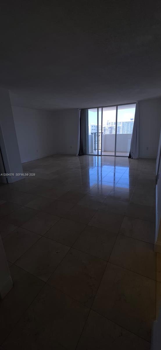 Building Photo - 2750 NE 183rd St