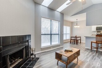 Building Photo - 7340 Skillman St