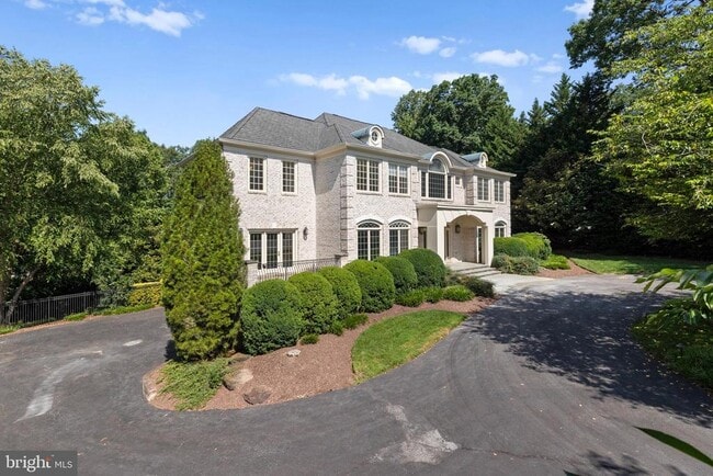 Building Photo - 2608 Geneva Hill Ct