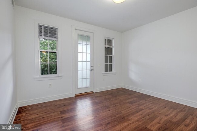 Building Photo - 3625 16th St NW