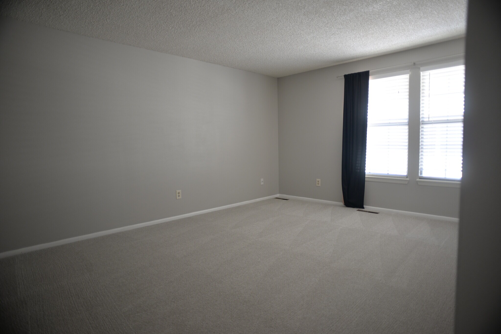 Primary Bedroom - 2862 W Long Dr