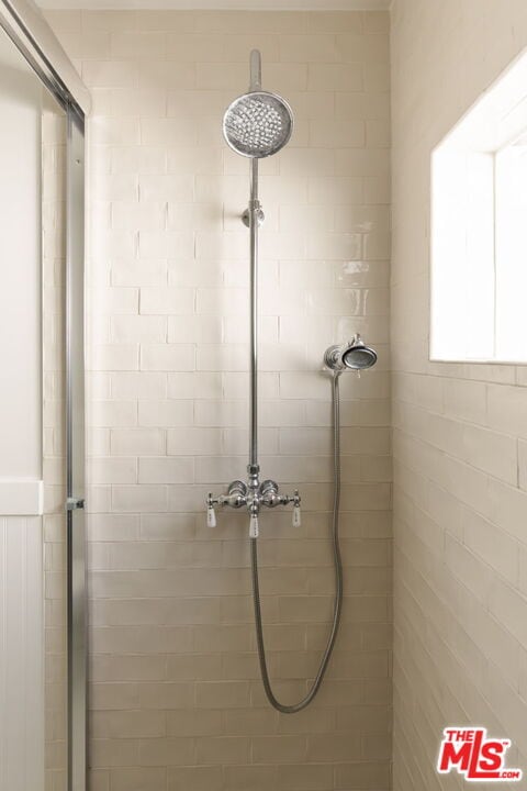 Building Photo - 727 N La Fayette Park Pl