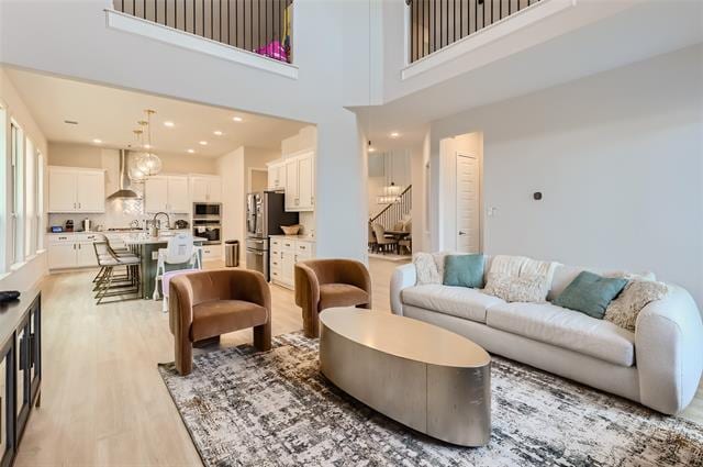 Building Photo - 440 Desert Willow Dr