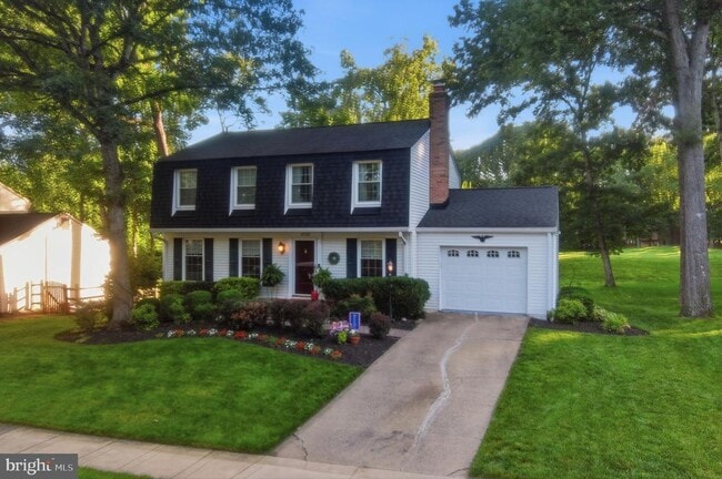 Building Photo - 15730 Vista Dr