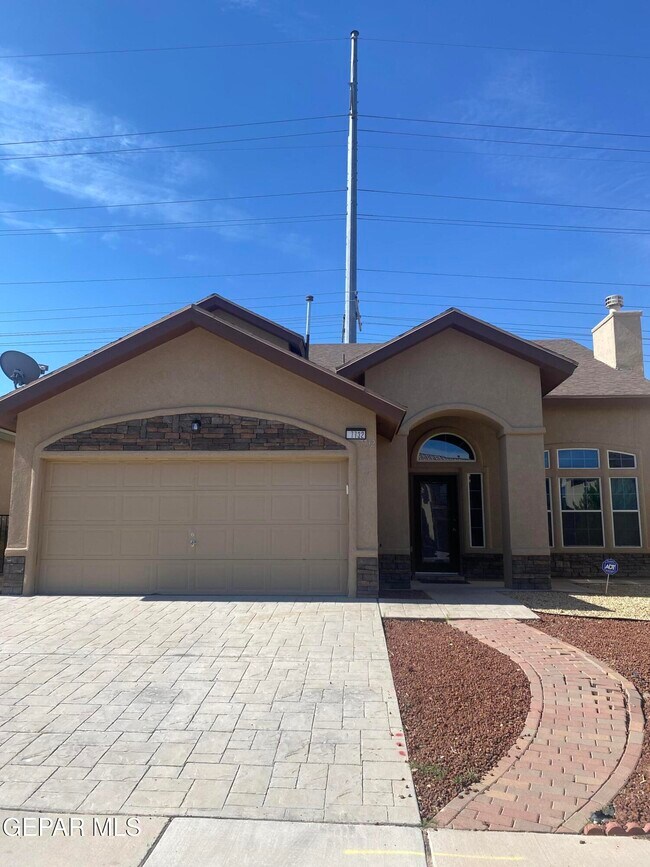 Building Photo - 7732 Maple Landing Court