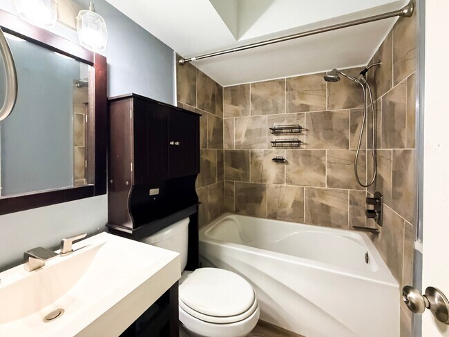 Building Photo - 12633 Memorial Dr