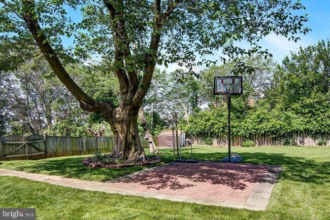 Building Photo - 3289 Kinross Cir