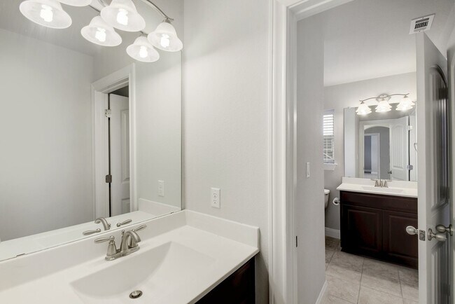 Upstairs Bathroom # 3 - 5644 Siragusa Dr