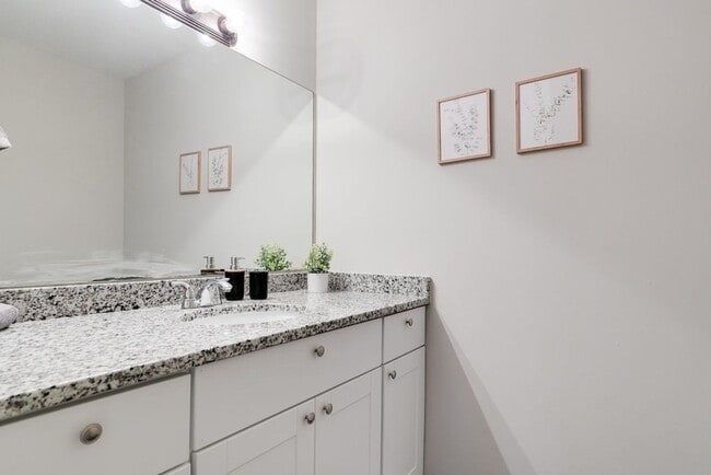 Building Photo - Princess Anne