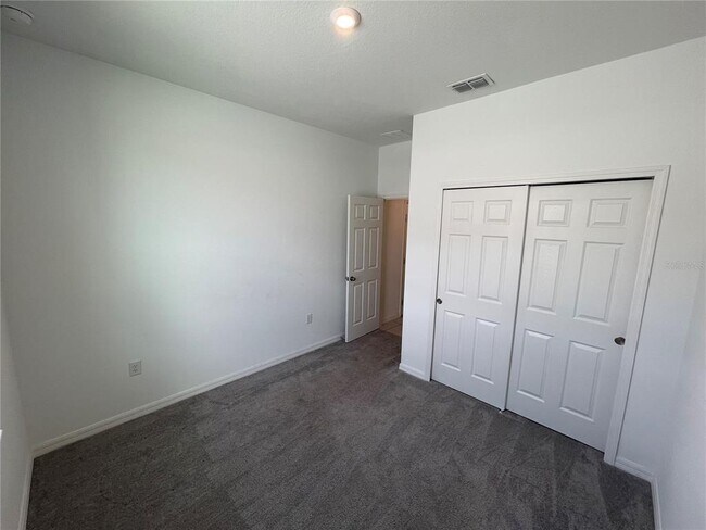 Building Photo - 689 Crown Rose Dr