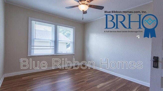 Building Photo - 605 Victory St NW