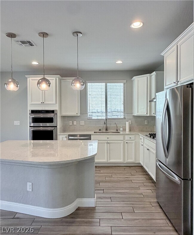 Building Photo - 67 Berneri Dr