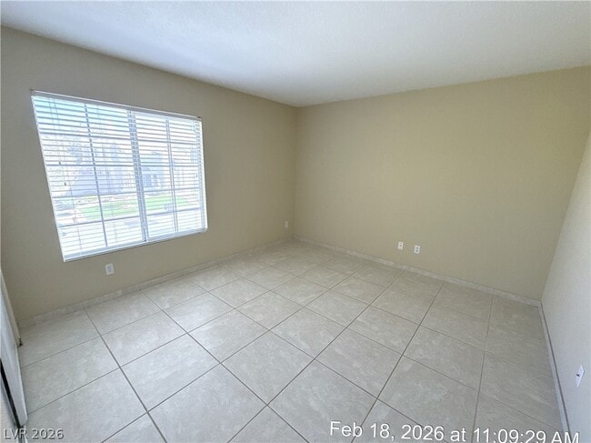 Building Photo - 501 Satin Saddle Pl