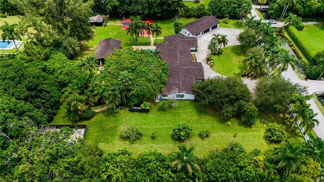 Building Photo - 14701 SW 63rd St