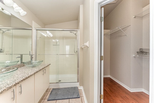 Building Photo - Home For Rent in Rivercrest!
