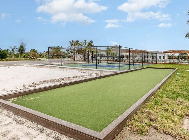 Building Photo - 7508 Tourmaline Dr