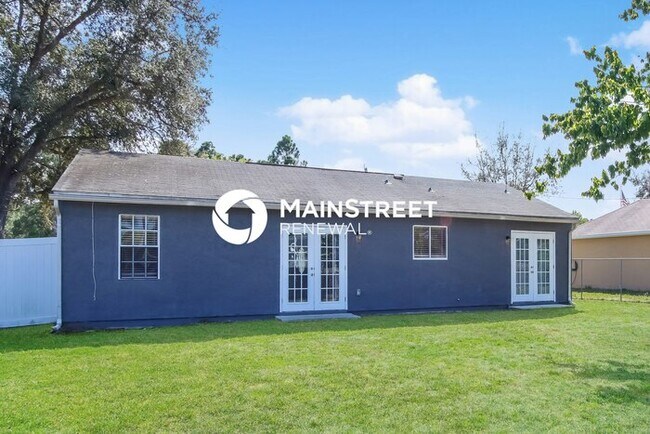 Building Photo - 3 Bedroom Pet-Friendly Home in PALM BAY, FL with Main Street Renewal