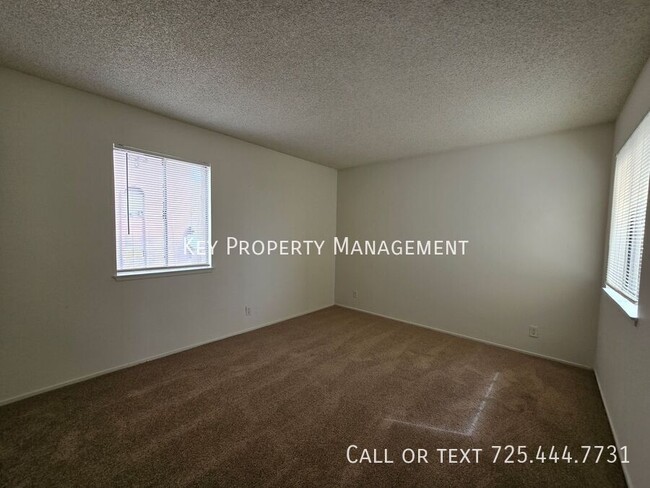 Building Photo - 2 BEDROOM CONDO IN WEST LAS VEGAS