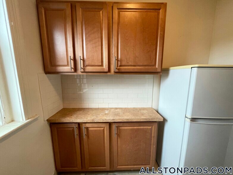 Building Photo - 1148 Commonwealth Ave