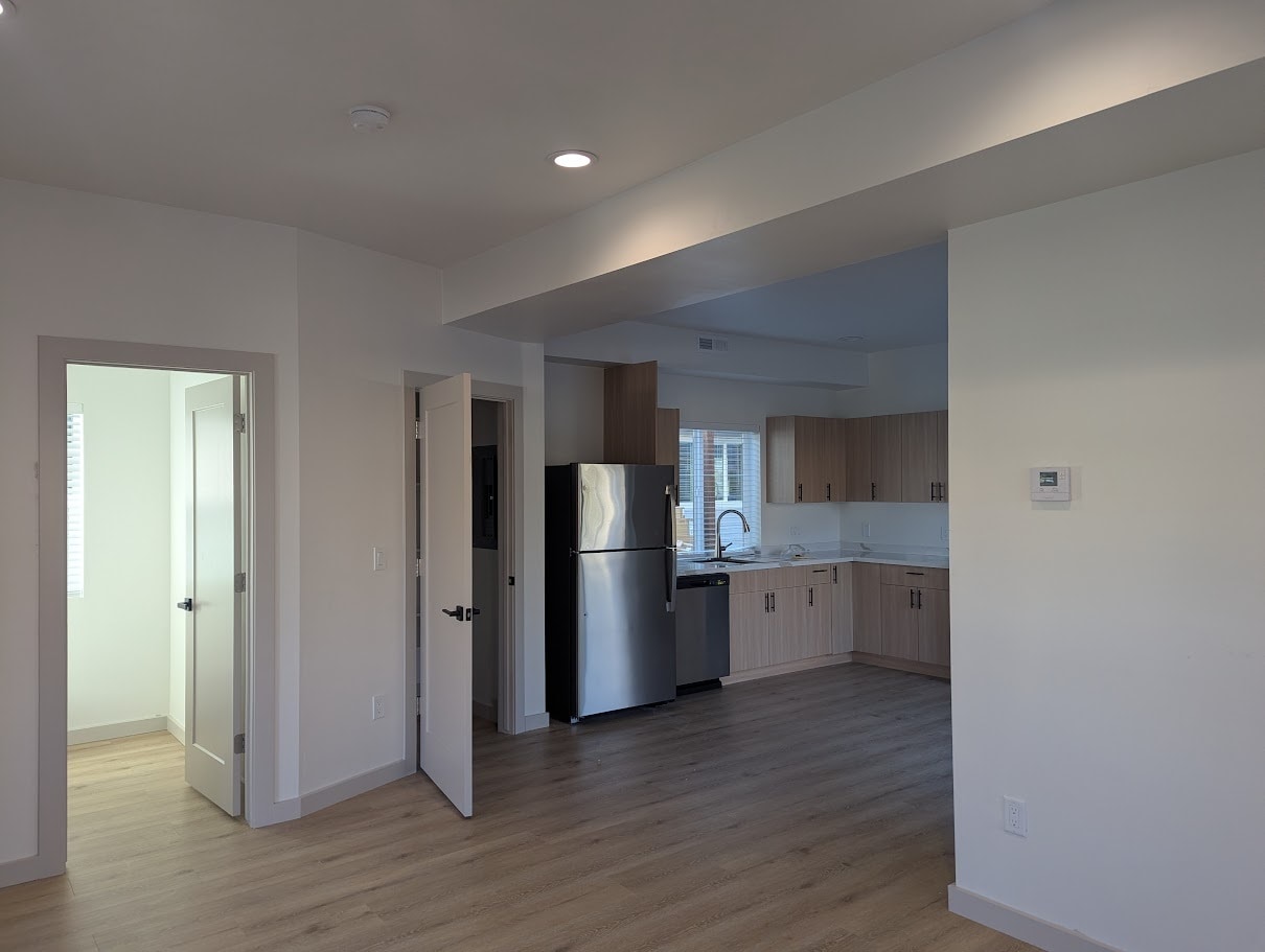 Building Photo - 164 S 100 W