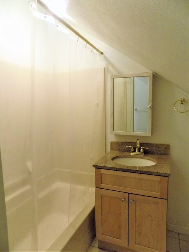 Building Photo - 1705 Ayodhya Ave