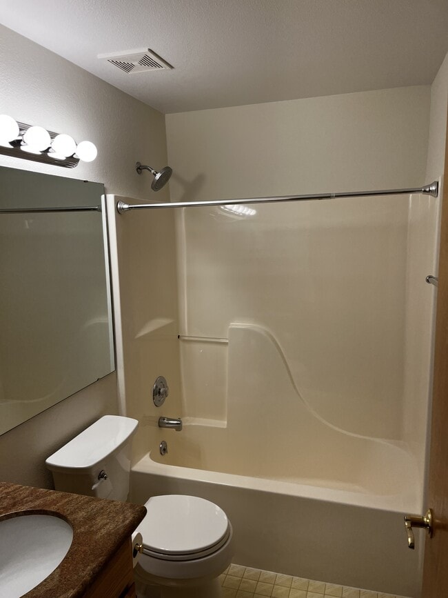 Building Photo - 6540 3rd Way SE