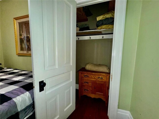 Building Photo - 1464 W Minnehaha Ave