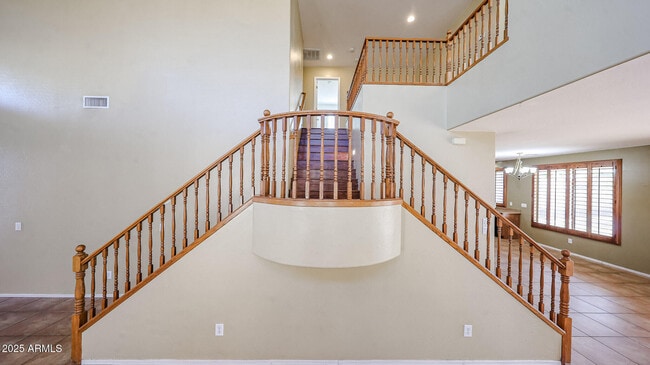 Building Photo - 7015 W Southgate Ave