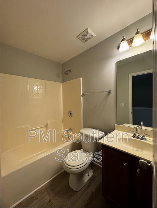 Building Photo - 118 Xander Dr