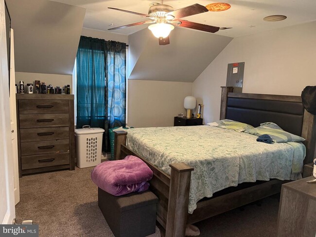 Building Photo - 127 Dory Ct