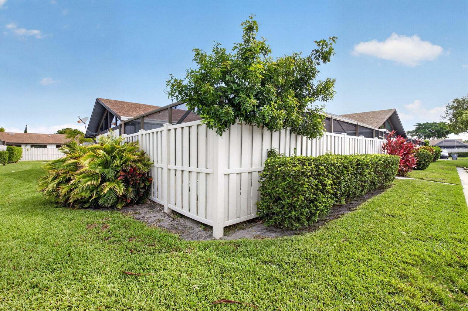 Building Photo - 9939 Boca Gardens Trl