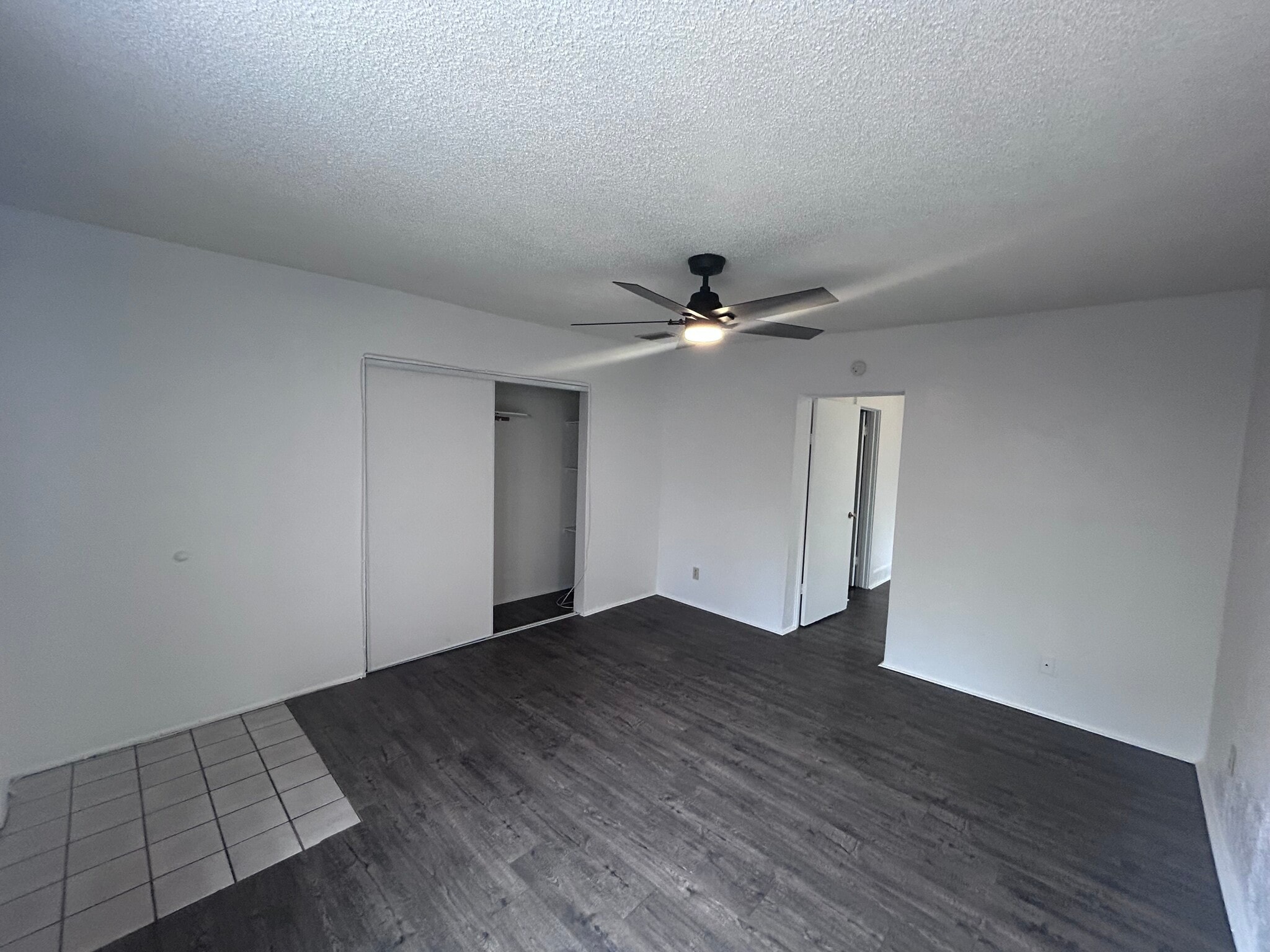 Bedroom pic from another angle, entrance from office room - 616 E 8th St