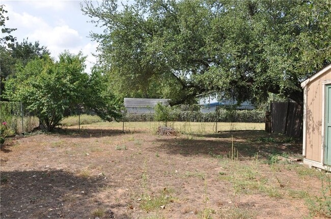 Building Photo - 6321 Crumley Ln