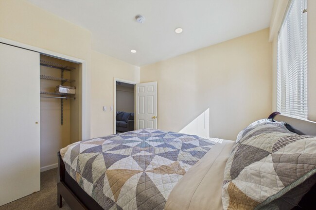 Building Photo - 1931 A St