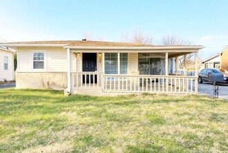 Building Photo - 2612 Walker Ave