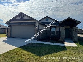 Building Photo - 280 Megan Ct