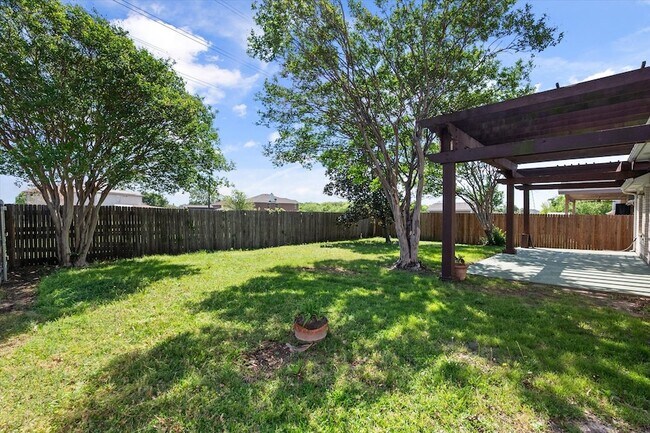 Building Photo - 6705 Terrace Glen Dr