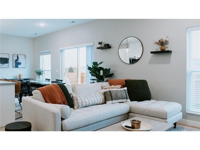 Building Photo - 15350 105th Ave N