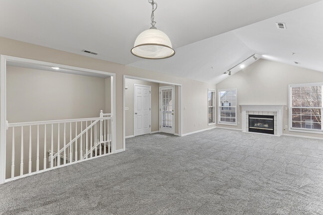 Building Photo - 28471 Carlton Way Dr