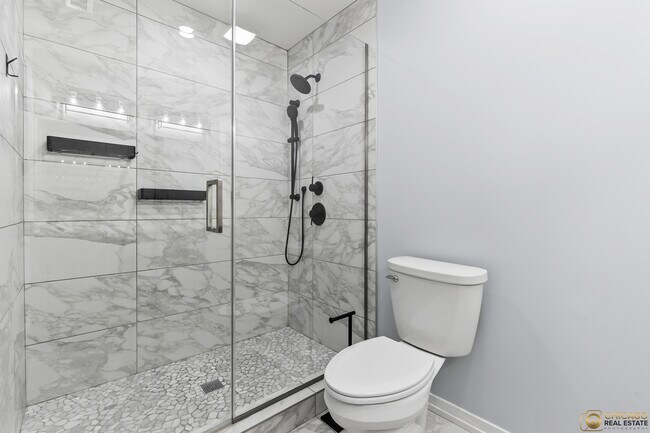 Building Photo - 4402 S Prairie Ave