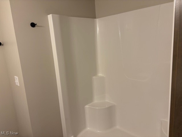 Building Photo - 2717 Barnhill Rd SE