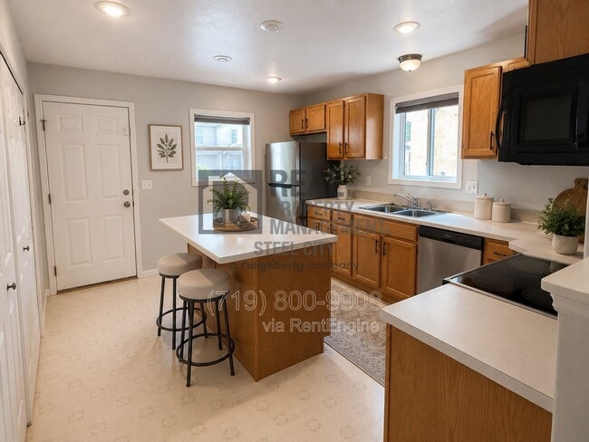 Building Photo - 4400 Rawhide Rd