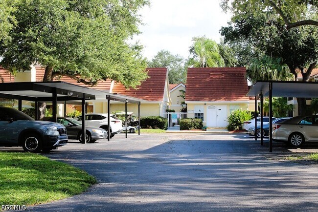 Building Photo - 12550 Equestrian Cir