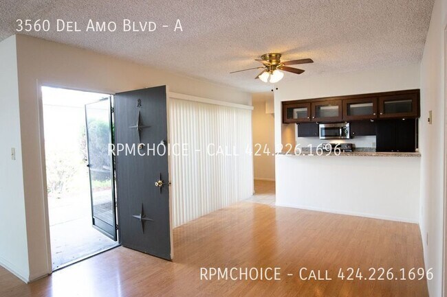 Building Photo - 3560 Del Amo Blvd