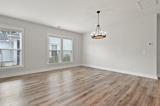 Building Photo - 3953 Bessemer Rd