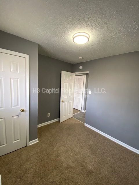 Building Photo - 8 Briarcliff Dr