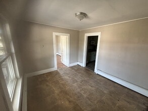 Building Photo - Cozy & Affordable 1BR Apartment with Heat Included – Convenient Sanford Location!